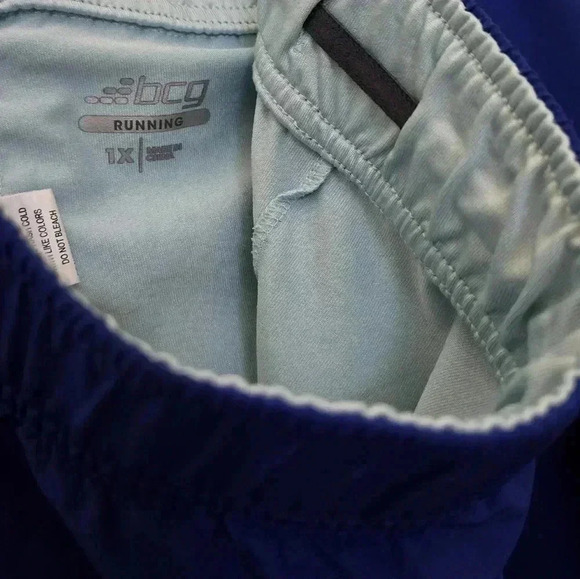 Women's bcg running shorts lined with biker shorts. - Picture 5 of 6